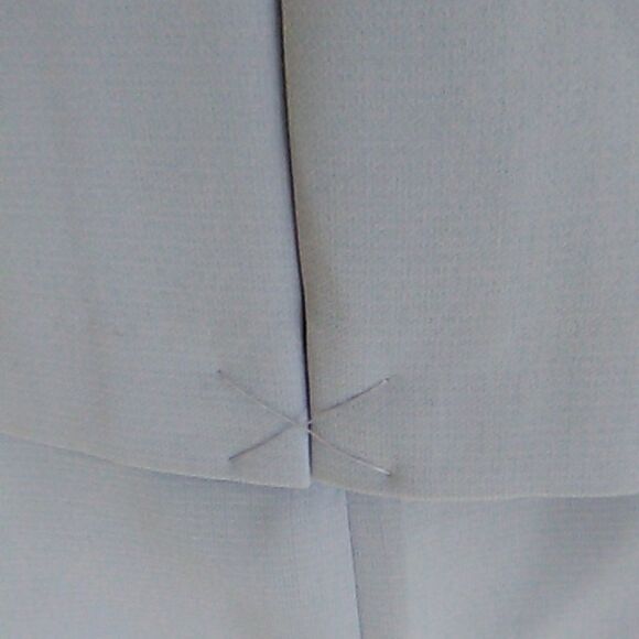 Calvin Klein NEW Two Piece Suit - Picture 5 of 16